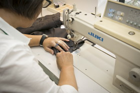 洋服リフォーム、靴・バッグ修理「あーる工房」